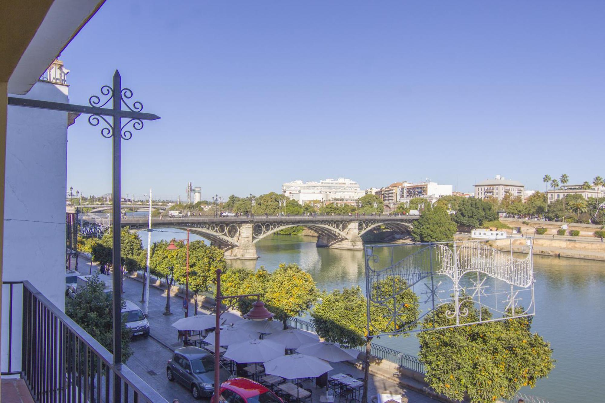 Rentalsevilla Increibles Vistas Del Guadalquivir Ngoại thất bức ảnh